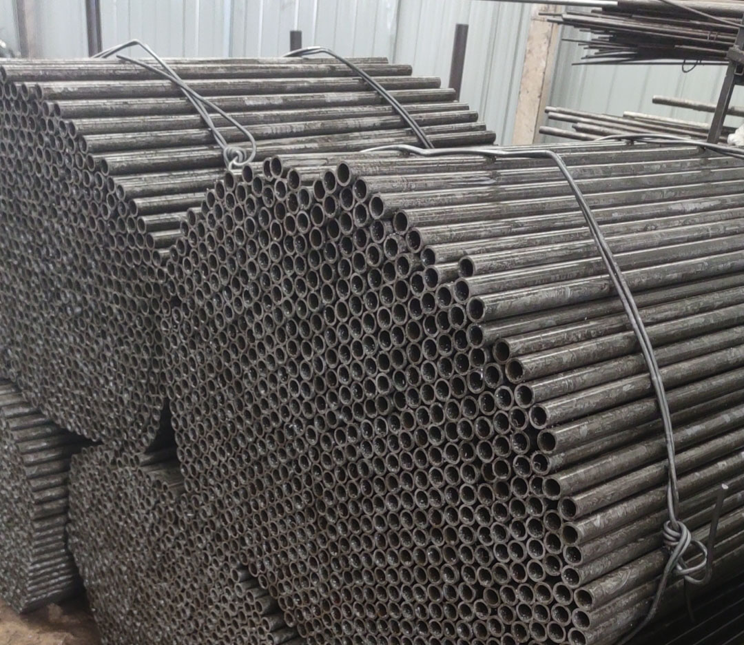 精密無(wú)縫鋼管切割加工